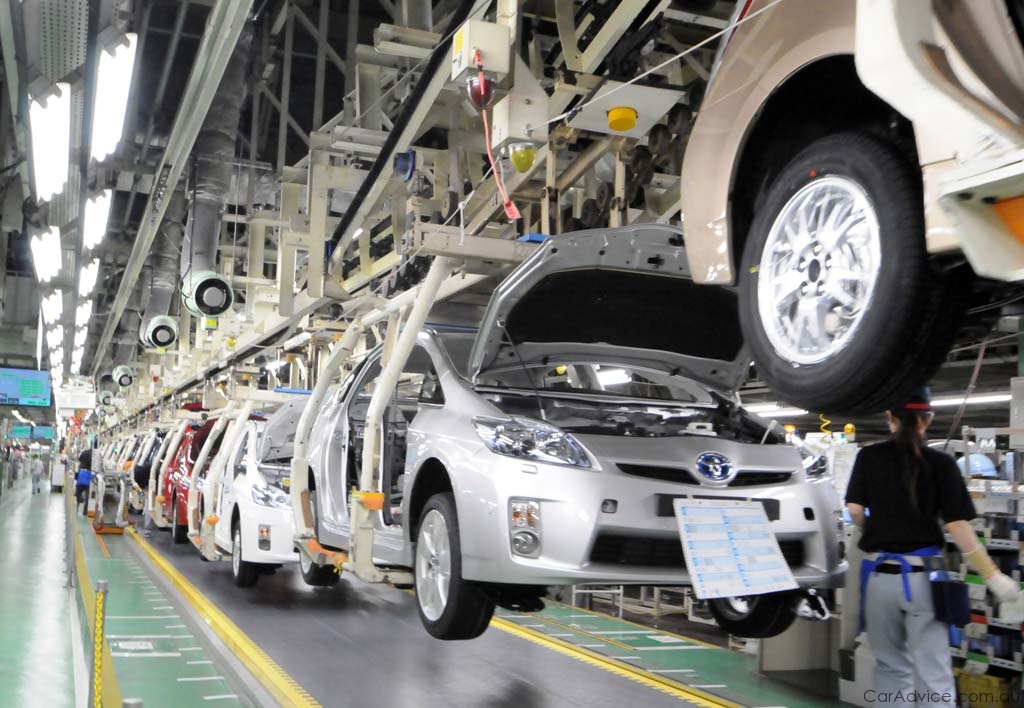 featured image for DevOps leadership series: Software supply chains